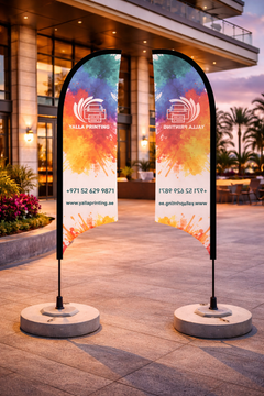 Custom Printed Curved Top Flag with Round Concrete Base (45KG) – Premium Polyester Fabric Advertising Flag | Single Side Printing with Reversed Back | Indoor & Outdoor Promotional Display | Yalla Printing UAE
