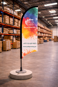 Custom Printed Curved Top Flag with Round Concrete Base (45KG) – Premium Polyester Fabric Advertising Flag | Single Side Printing with Reversed Back | Indoor & Outdoor Promotional Display | Yalla Printing UAE