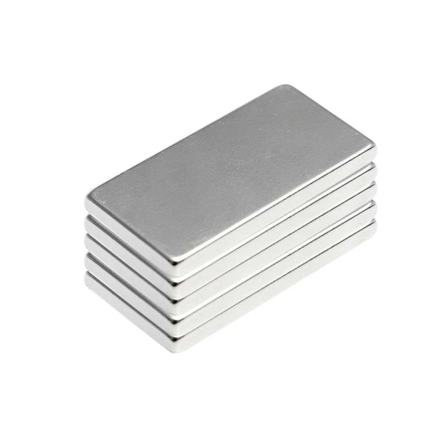 Custom Printed Rectangular Magnets | Exhibitions, Conferences, Corporate Events | Yalla Printing UAE