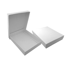 Custom Printed White Packaging Box 20 X 25 CM | Exhibitions, Conferences, Corporate Events | Yalla Printing UAE