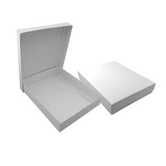 Custom Printed White Packaging Box 20 X 25 CM | Exhibitions, Conferences, Corporate Events | Yalla Printing UAE