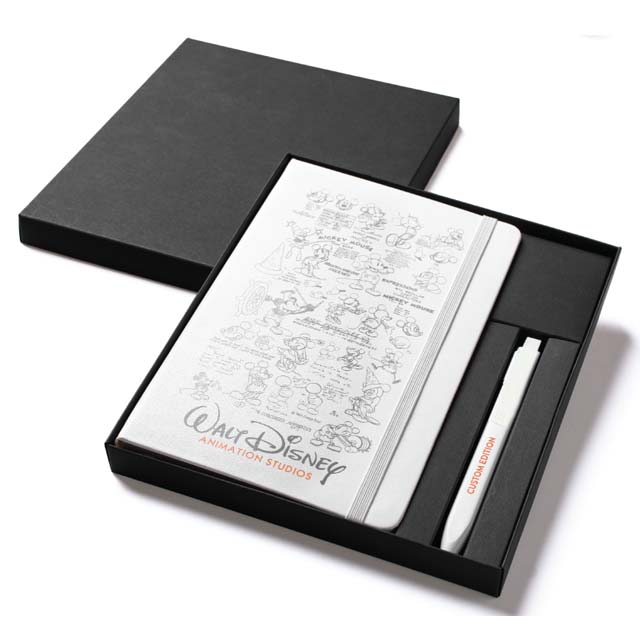 Custom Printed Moleskine Classic Large Notebook & Go Pen Set (White) 15 X 21 CM | Exhibitions, Conferences, Corporate Events | Yalla Printing UAE