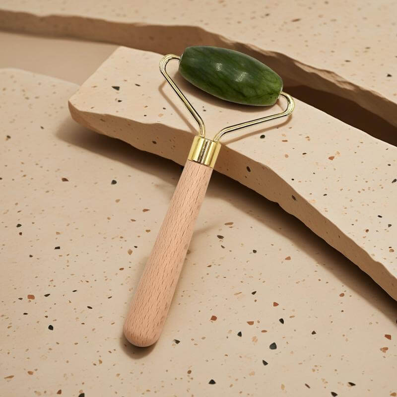 Eve - Jade Face Roller With Wooden Handle