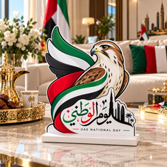UAE National Day Falcon & Flag Table Decoration – view 2